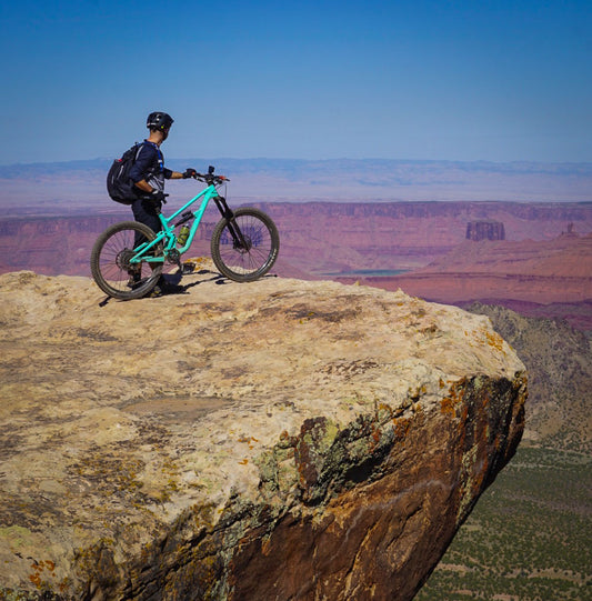 Revel-Rail-275-review-the-whole-enchilada-Moab-Camelbak-hawg-lr-30