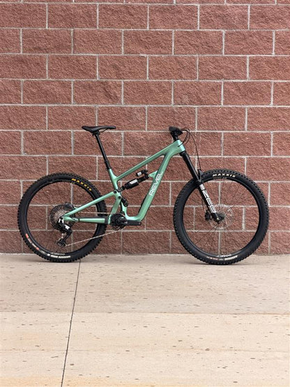 2025 Ritual SRAM Eagle 90 Medium Quantum Race - Demo Bike