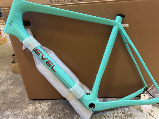 Rover Frame Kit w/ Black Fork