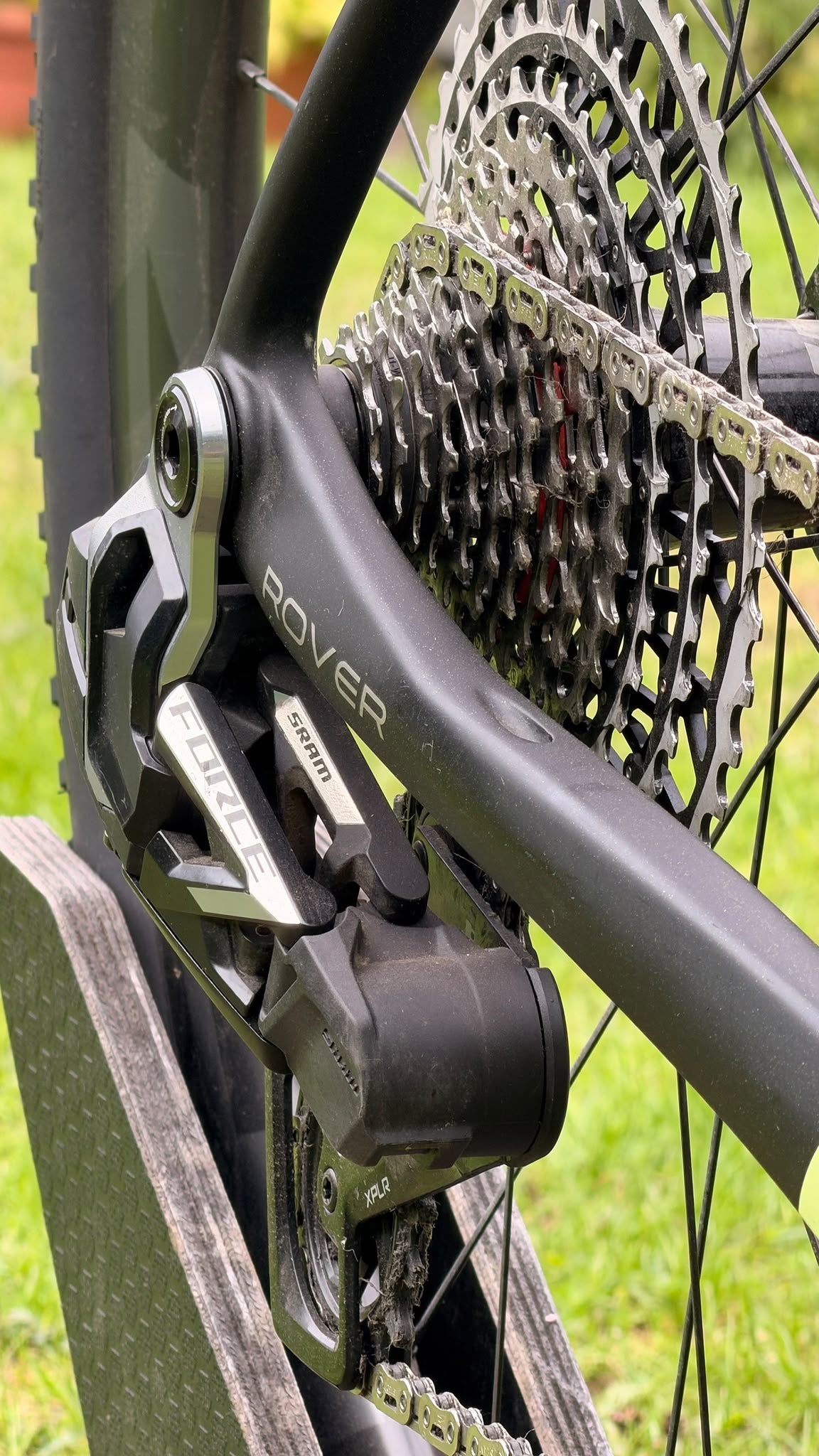 Rover Force XPLR - XL Glow Bug - Media Bike