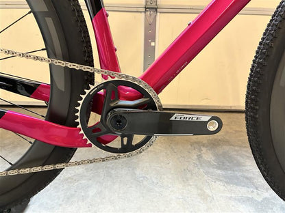 Rover SRAM Force XPLR Medium Zipp 303s  - Photo Shoot Bike