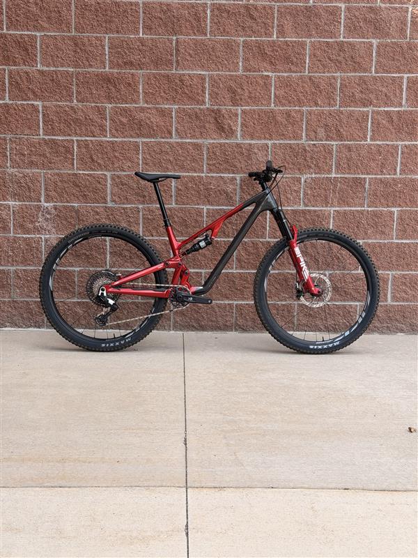 Ranger V3 SRAM Eagle 90 Large Zipp HighTop - Demo Bike