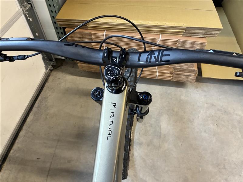 Ritual SRAM X0 Transmission XL Pewter Pan - Demo Bike